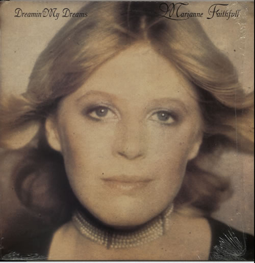 Marianne Faithfull Dreamin' My Dreams vinyl LP album (LP record) Irish MRNLPDR416438