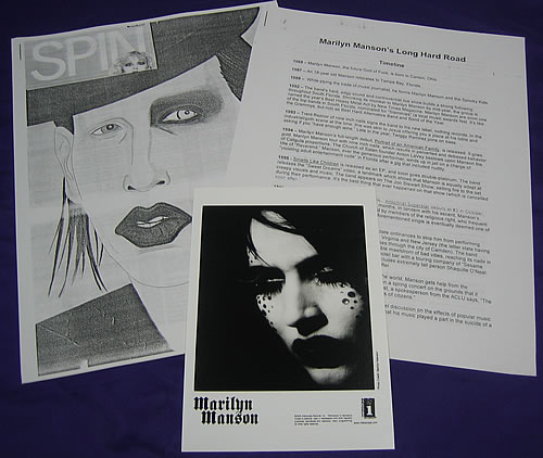 Marilyn Manson Lest We Forget media press pack US MYMPPLE343575