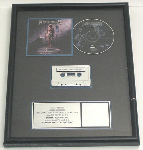 Megadeth Countdown To Extinction award disc US MEGAWCO127437