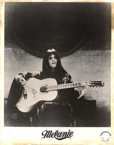 Melanie Publicity Photos photograph UK MLAPHPU340220