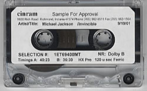 Michael Jackson Invicible cassette album US M-JCLIN323843