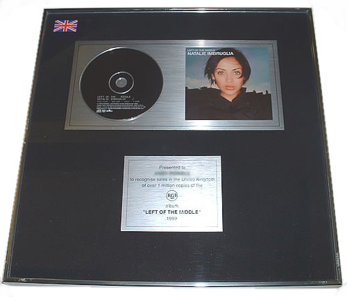 Natalie Imbruglia Left Of The Middle award disc UK NTLAWLE329079