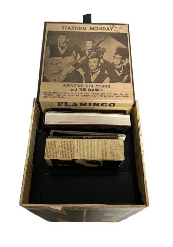 Neil Young Archives Vol.1 1963-1972 box set US YOUBXAR813305