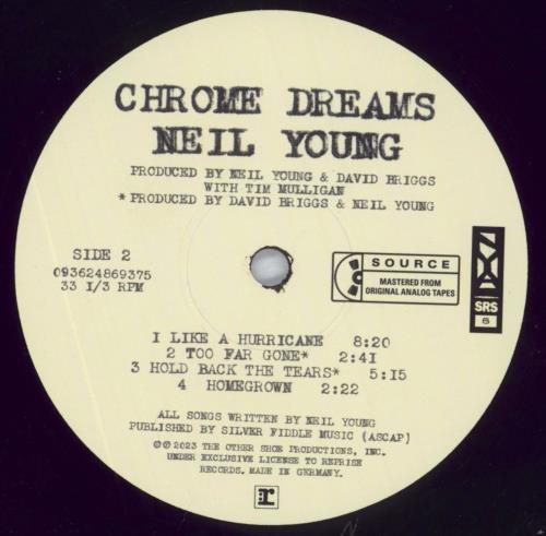 Neil Young Chrome Dreams 2-LP vinyl record set (Double LP Album) UK YOU2LCH827609