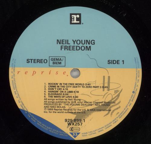 Neil Young Freedom - EX vinyl LP album (LP record) UK YOULPFR170590