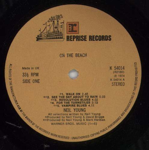 Neil Young On The Beach - 1st - VG vinyl LP album (LP record) UK YOULPON644501
