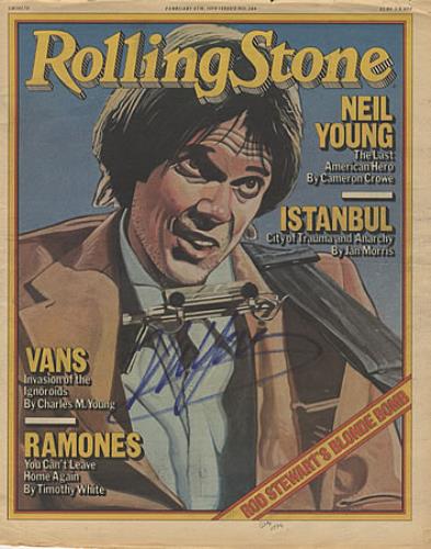 Neil Young Rolling Stone - AUTOGRAPHED magazine US YOUMARO342241