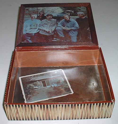 Neil Young Silver & Gold memorabilia US YOUMMSI200544