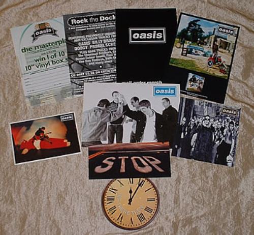 Oasis Christmas Cards, Flyers, Sticker & Leaflets memorabilia UK OASMMCH296989