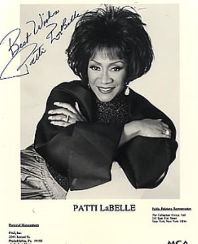 Patti LaBelle Signed Photograph photograph UK LABPHSI258411