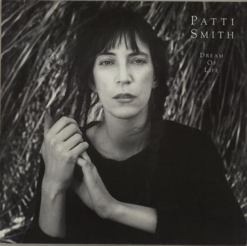 Patti Smith Dream Of Life vinyl LP album (LP record) UK PTILPDR683956