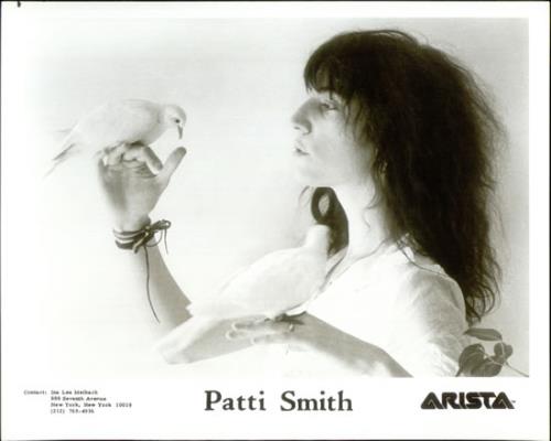 Patti Smith Wave media press pack US PTIPPWA340444