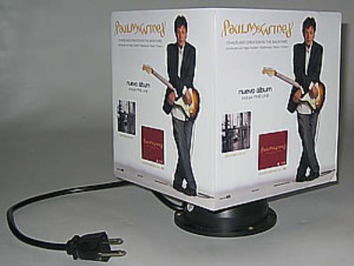 Paul McCartney and Wings Chaos and Creation In The Backyard - revolving display display Mexican MCCDICH358644