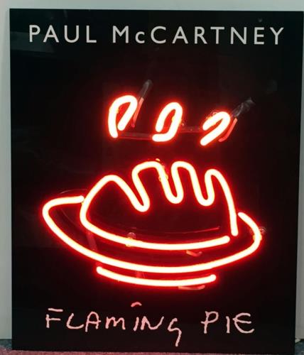 Paul McCartney and Wings Flaming Pie - Neon Display memorabilia UK MCCMMFL599091
