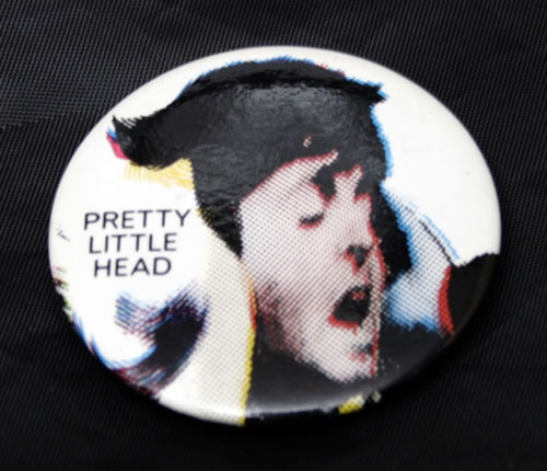 Paul McCartney and Wings Pretty Little Head badge UK MCCBGPR546825
