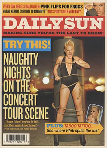 Pink Try This Tour tour programme UK P-KTRTR319329