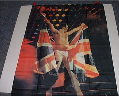 Queen 1984 Flag memorabilia UK QUEMMFL250159