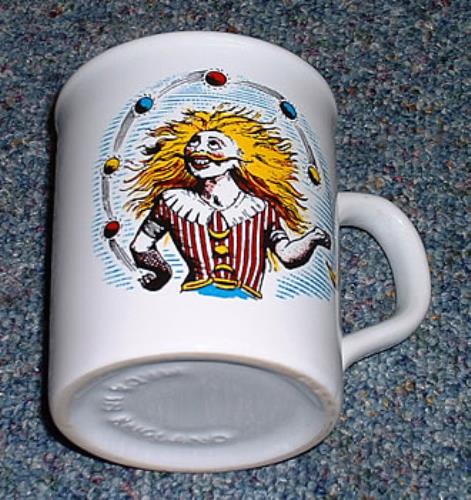 Queen Innuendo Mug memorabilia UK QUEMMIN245884