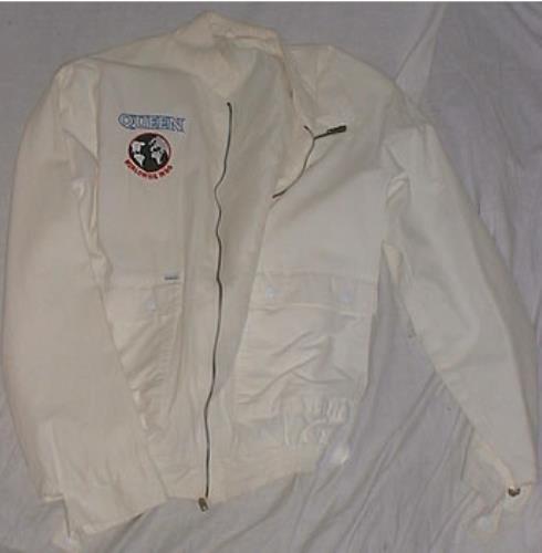 Queen Worldwide In '85 jacket UK QUEJAWO219295
