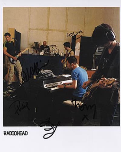 Radiohead Autographed Photo photograph UK R-HPHAU314077