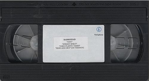 Radiohead Just - 40track video (VHS or PAL or NTSC) UK R-HVIJU270742