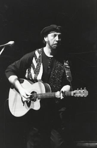 Richard Thompson Set Of 2 Professional Concert Photographs photograph UK RTHPHSE312657