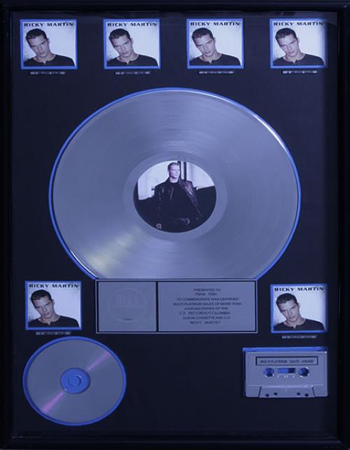 Ricky Martin Ricky Martin award disc US RKMAWRI534074