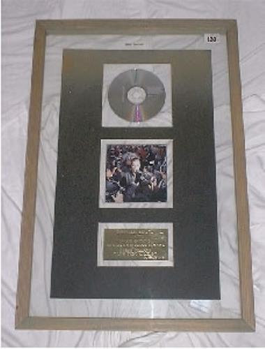 Robbie Williams Life Thru A Lens award disc Spanish RWIAWLI186050