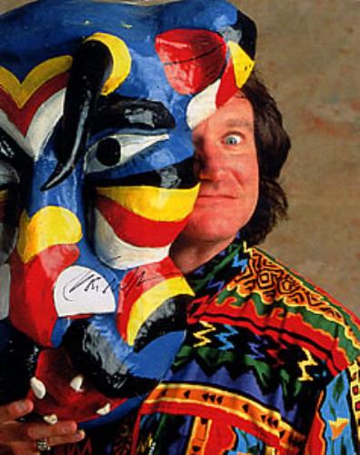 Robin Williams Autographed Colour Picture memorabilia UK RWMMMAU259653