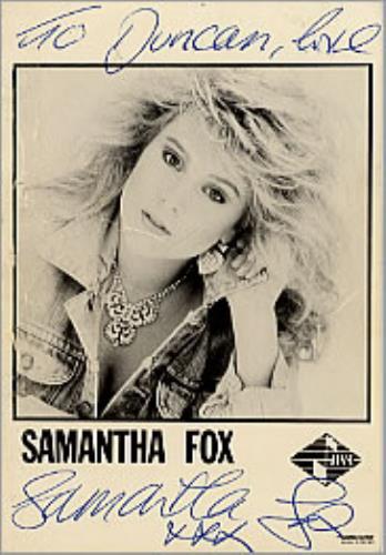 Samantha Fox Postcard - autographed memorabilia UK FOXMMPO205700