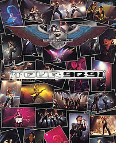 Scorpions Crazy World tour programme UK SCOTRCR273467