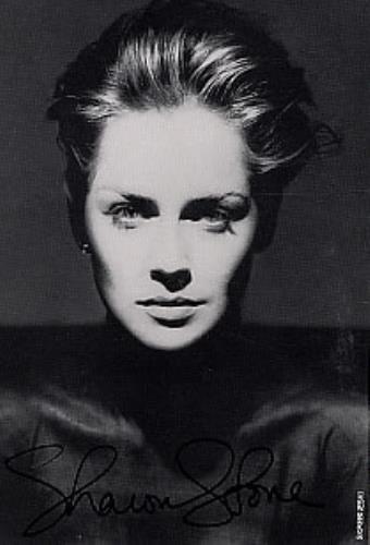 Sharon Stone Autographed Portrait Photograph photograph US SSTPHAU260661