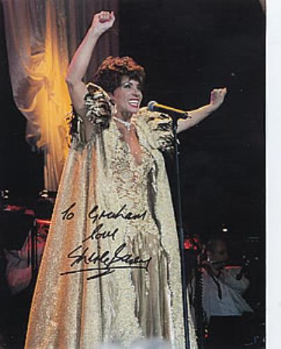 Shirley Bassey Signed Photograph photograph UK SHBPHSI259364