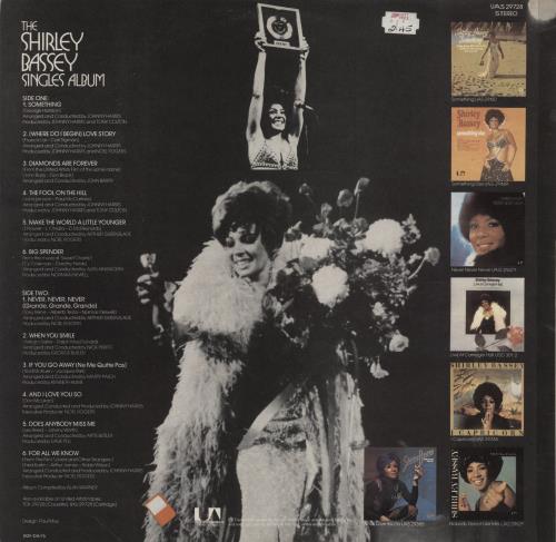 Shirley Bassey The Shirley Bassey Singles Album vinyl LP album (LP record) UK SHBLPTH238273