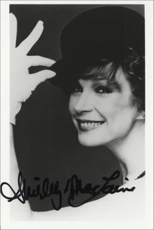 Shirley MacLaine Signed Photograph photograph UK SY4PHSI428893