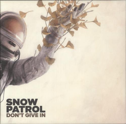 Snow Patrol Don't Give In 10" vinyl single (10 inch record) UK OWP10DO886483