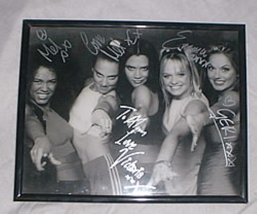 Spice Girls Framed Photo - Autographed memorabilia UK PICMMFR215226