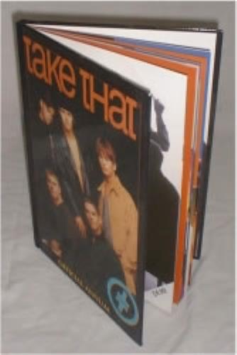 Take That Official Annual book UK TAKBKOF189993