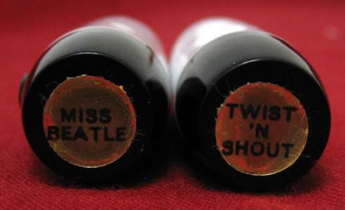 The Beatles Beatles Lipsticks memorabilia UK BTLMMBE394393