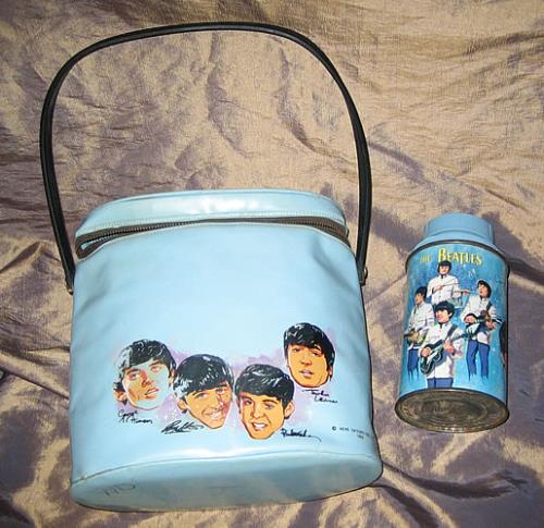 The Beatles Brunch Bag With Thermos Flask memorabilia US BTLMMBR342777