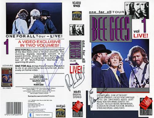 The Bee Gees Autographed Sleeve memorabilia UK BGEMMAU312718