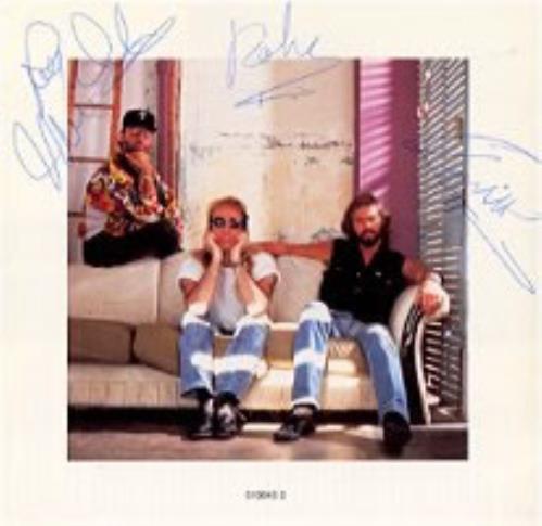 The Bee Gees Size Isn't Everything CD album (CDLP) French BGECDSI26714