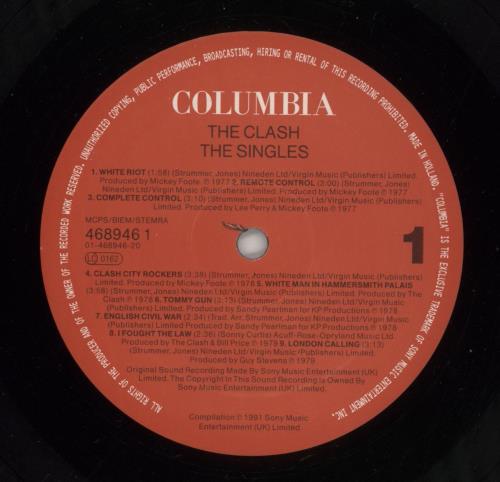 The Clash The Singles vinyl LP album (LP record) UK CSHLPTH691965