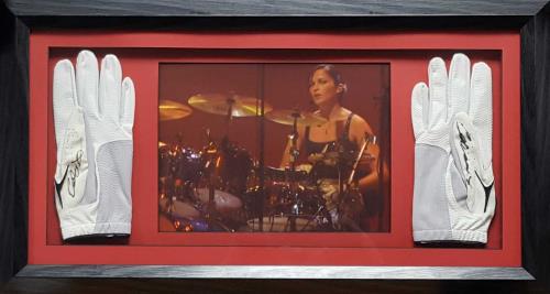 The Corrs Signed Pair Of Gloves memorabilia UK ORRMMSI667704