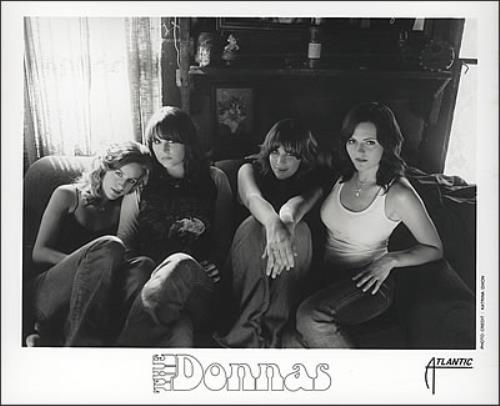 The Donnas Gold Medal media press pack US T/DPPGO379075