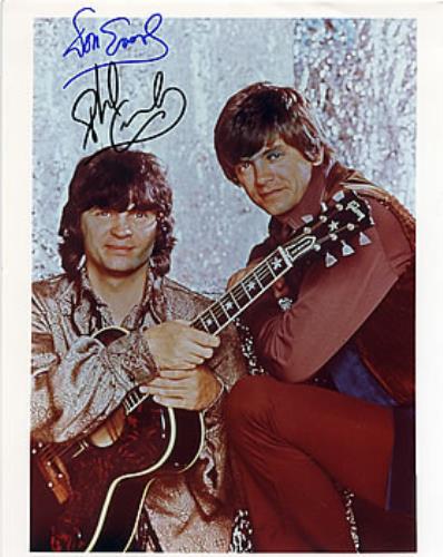 The Everly Brothers Signed Photograph photograph US EBRPHSI287652