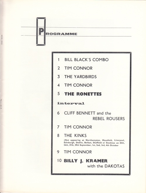 The Kinks Tour Programme tour programme UK KINTRTO642457