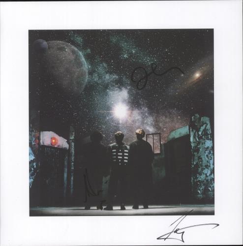 The Kooks 10 Tracks To Echo In The Dark - Numbered - Autographed Print picture disc LP (vinyl picture disc album) UK OKSPDTR881259