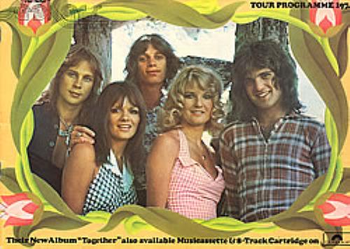 The New Seekers Tour Programme 1974 tour programme UK NWKTRTO273608