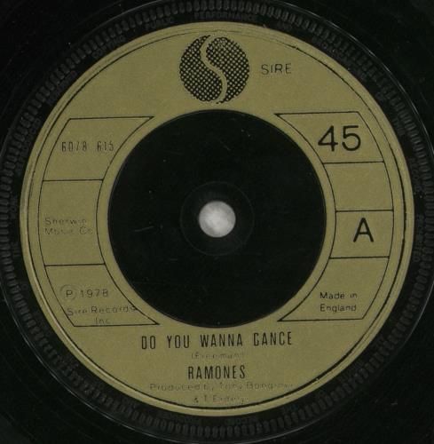 The Ramones Do You Wanna Dance? - Picture Sleeve - VG 7" vinyl single (7 inch record / 45) UK RAM07DO737210